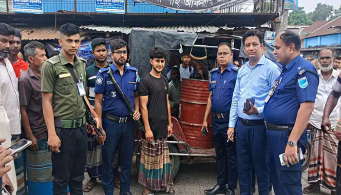 ফরিদপুরে ১৯৩ লিটার পেট্রোল জব্দ, যুবককে জরিমানা