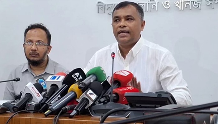 ​মজুত পেট্রল-অকটেনে আরো দুই মাস চলবে: জ্বালানি বিভাগ