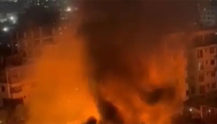 ​রাজধানীর তুরাগে বস্তিতে আগুন