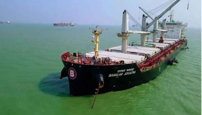 ​হরমুজ প্রণালি পার হওয়ার অনুমতি পায়নি বাংলাদেশি জাহাজ