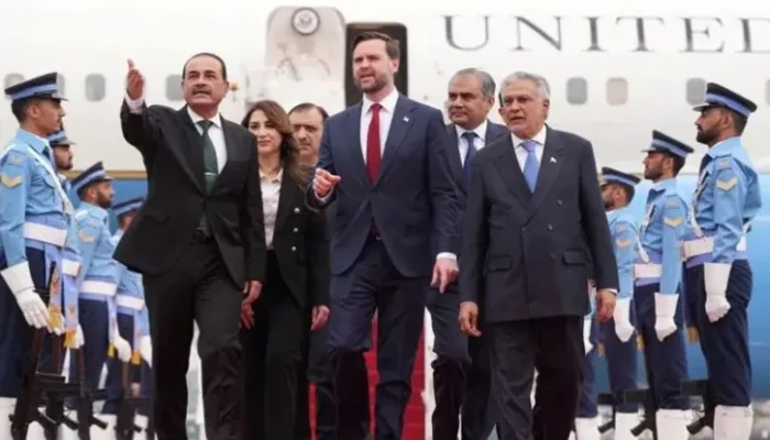 পাকিস্তানে পৌঁছেছে মার্কিন প্রতিনিধিদল