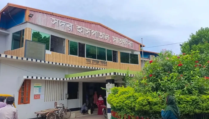 সাতক্ষীরায় সাপের কামড়ে তরুণীর মৃত্যু