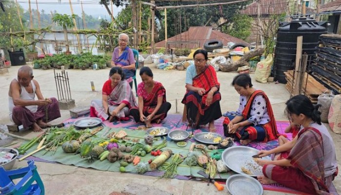 বর্ষবরণ ঘিরে ব্যস্ত পাহাড়িরা
