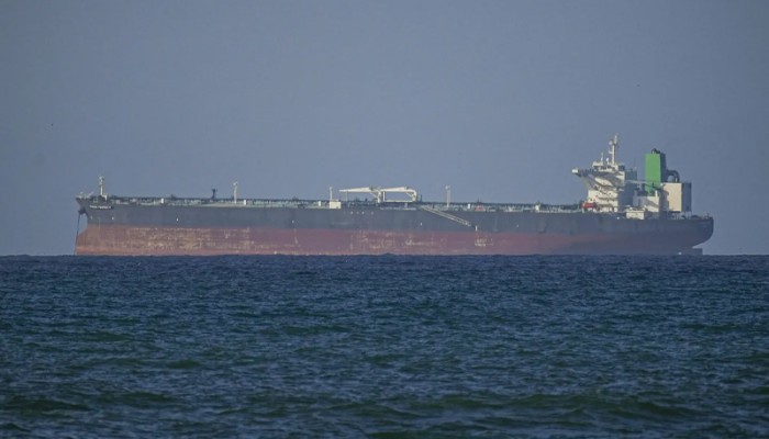 মার্কিন অবরোধ অমান্য করলো চীনা তেলবাহী জাহাজ