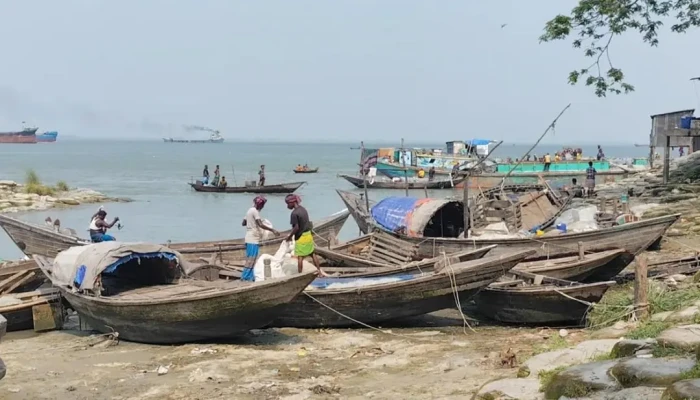 কর্মহীন ভোলার ৬৫ হাজার জেলে