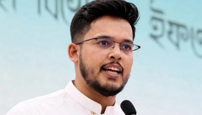 যুবদলকে দিয়ে মব তৈরি করে হাসনাতকে হেনস্তা