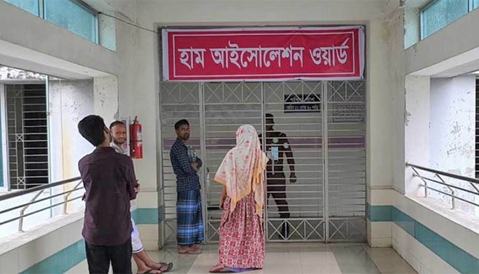 ​টিকা আছে, ‘সিরিঞ্জ নেই’