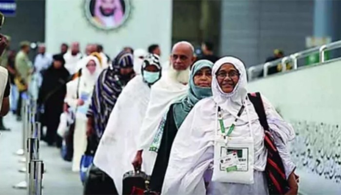 ​সৌদিতে পৌঁছালেন ২৭ হাজার ৩২৫ হজযাত্রী