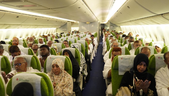 সৌদি পৌঁছেছেন ৩২ হাজারের বেশি হজযাত্রী
