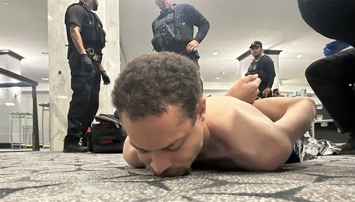 ​ট্রাম্পের অনুষ্ঠানে হামলাকারী কে এই যুবক?