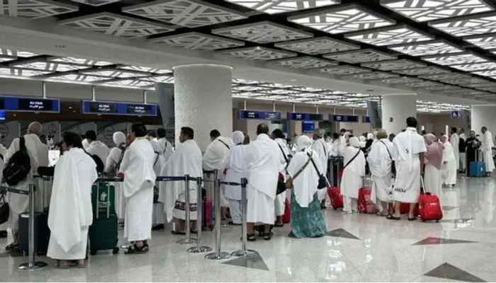 ৯২ ফ্লাইটে সৌদি আরব পৌঁছেছেন ৩৬৯৯৬ হজযাত্রী
