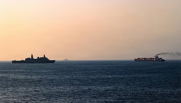 তিনদিনে মার্কিন অবরোধ ভেঙেছে ৫২টি ইরানি জাহাজ: ফার্স নিউজ