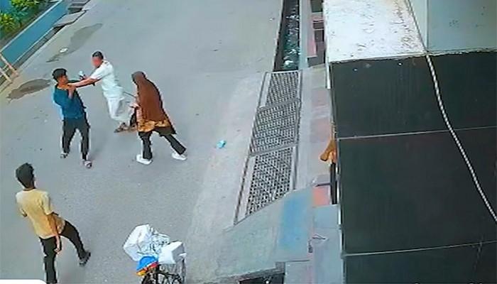 বাবার কাছ থেকে মেয়েকে অপহরণ, আসলে কী হয়েছিল?