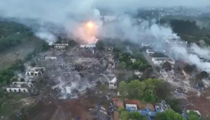 চীনের আতশবাজি কারখানায় ভয়াবহ বিস্ফোরণ, নিহত ২১