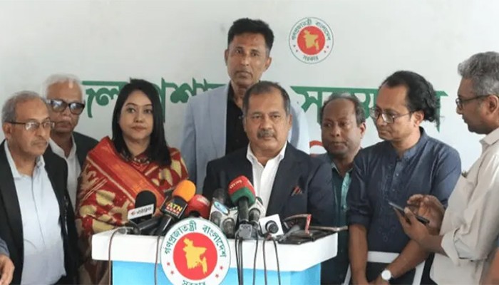 ​সাংবাদিকদের তথ্য দিতে ‘ফোকাল পার্সন’ নিয়োগের নির্দেশ ডিসিদের