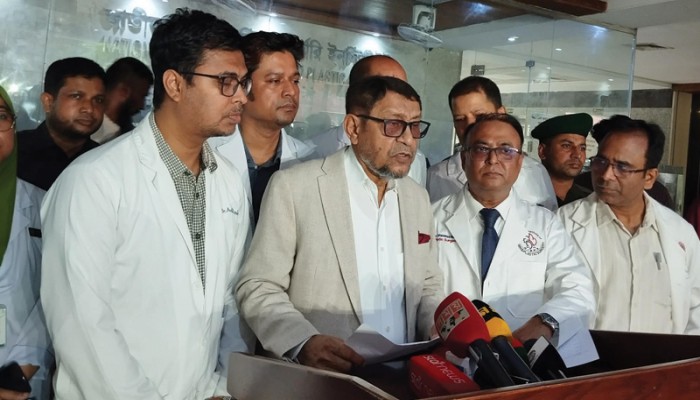 দরজা-জানালা বন্ধ থাকায় ভয়াবহতা বেড়েছে: স্বাস্থ্যমন্ত্রী