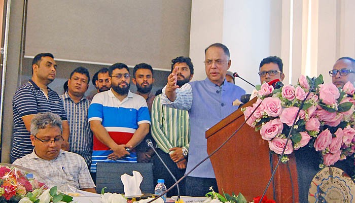 কম খরচে বিদ্যুৎ পেতে সহায়তা দেবে সরকার : বিদ্যুৎমন্ত্রী