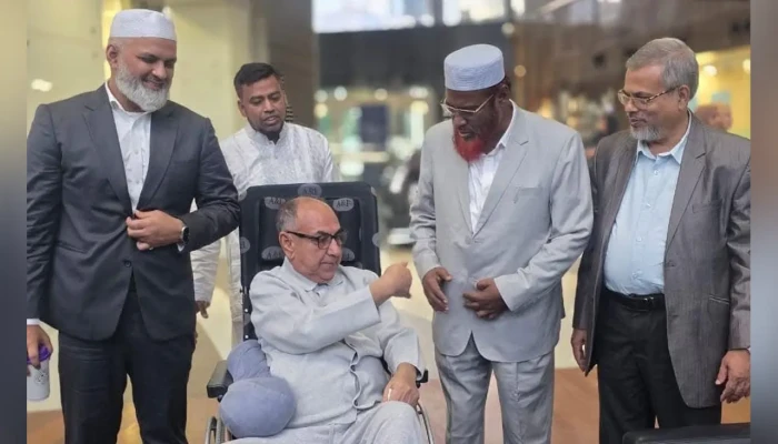 মির্জা আব্বাসকে দেখতে মালয়েশিয়ার হাসপাতালে জামায়াত সেক্রেটারি