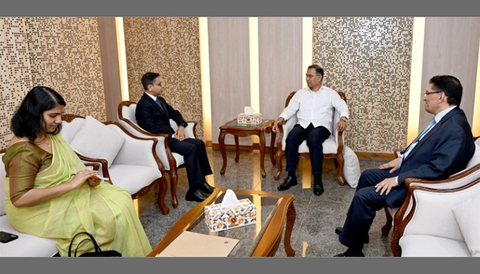 ​প্রধানমন্ত্রীর সঙ্গে প্রণয় ভার্মার বিদায়ী সাক্ষাৎ