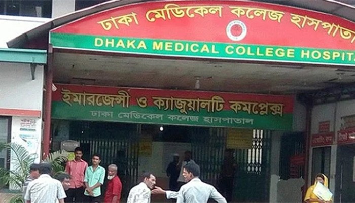 ​কোরবানির সময় আহত হয়ে ঢামেকে ৮০ জন