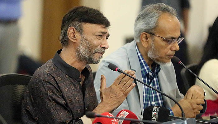 ​তিন ফুটের মধ্যেও শিশুর নিরাপত্তা নেই: রামিসার বাবা