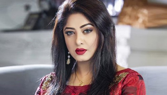 মৌসুমীর পরিচালনায় আসছে ‘বিচ্ছেদ বেদনা’