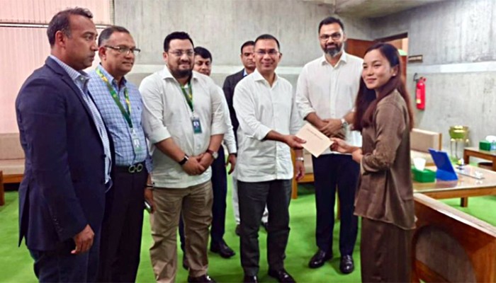 ​ফুটবলার ঋতুপর্ণার ঘর নির্মাণে অনুদান দিলেন প্রধানমন্ত্রী