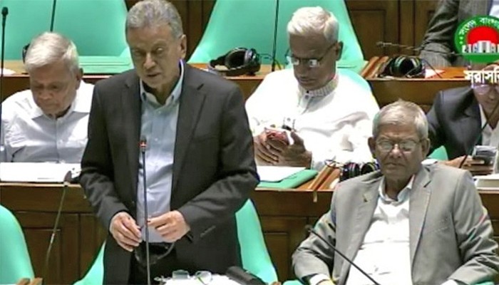 ​পুঁজিবাজারকে শক্তিশালী করতে সংস্কার কার্যক্রম চলছে: অর্থমন্ত্রী