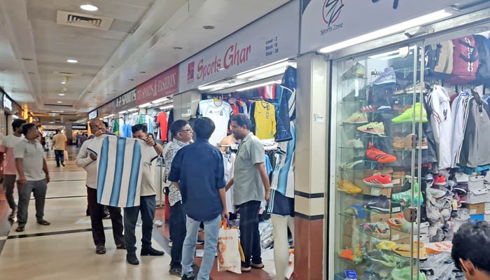 দোকানপাট খোলা রাখার নতুন সময় আজ থেকে কার্যকর