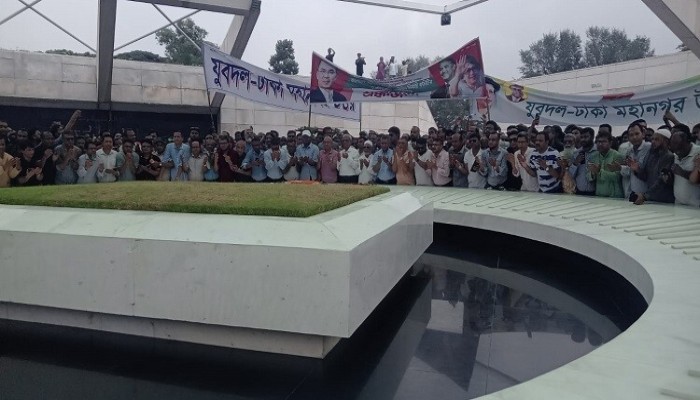অলিগার্কদের ধ্বংস করা হবে: ফখরুল