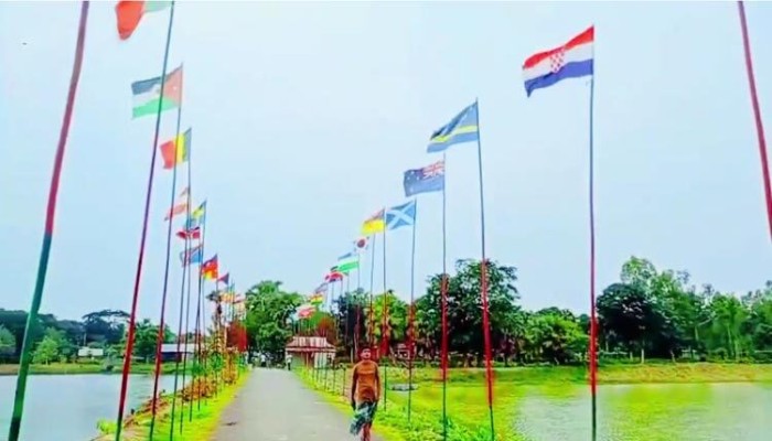 ৪৮ দেশের পতাকায় সেজেছে ত্রিশালের সড়ক