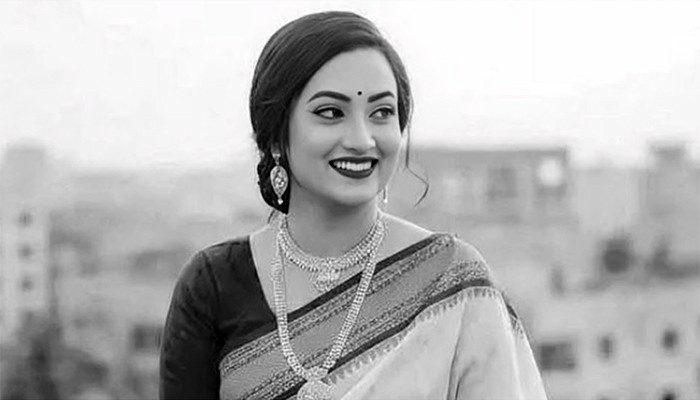 চিকিৎসক ধীপ্রার মৃত্যুর ঘটনায় স্বামী, শ্বশুর-শাশুড়ির বিরুদ্ধে মামলা
