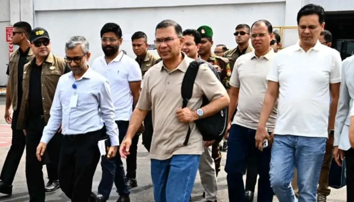 মৌলভীবাজারের পথে প্রধানমন্ত্রী