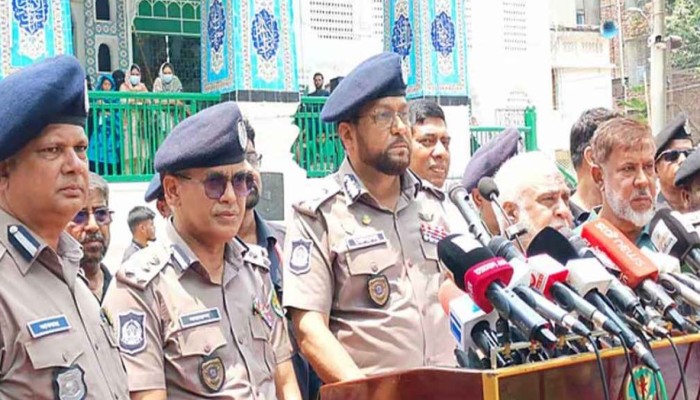 আ.লীগের পরিকল্পনা ভেস্তে দিয়েছি: ডিএমপি কমিশনার