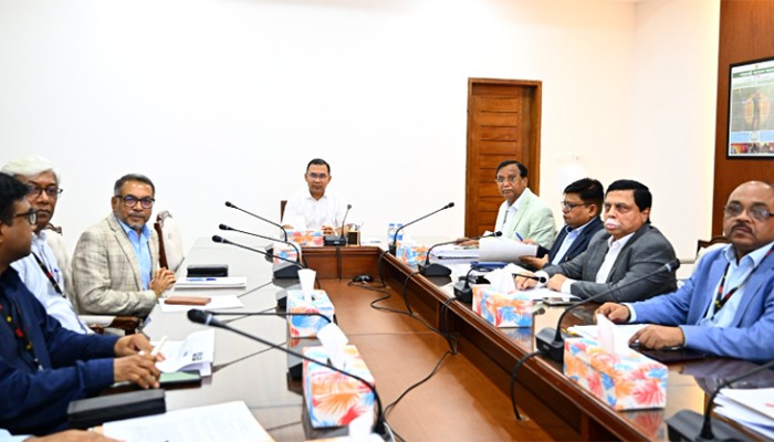 ​প্রধানমন্ত্রীর সভাপতিত্বে ডিএসসিসির সড়ক ব্যবস্থাপনা বিষয়ক সভা