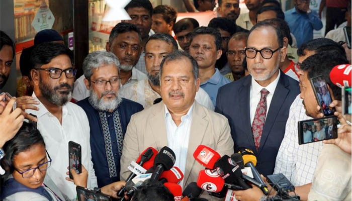 ​সরকার প্রযুক্তিনির্ভর বাংলাদেশ বিনির্মাণে ধাপে ধাপে এগোচ্ছে