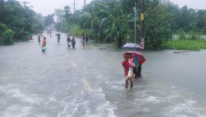 উত্তরাঞ্চলে বৃষ্টির দাপট বাড়ার আশঙ্কা, কমছে চট্টগ্রামে