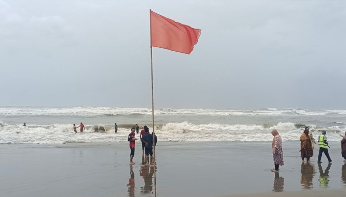 বঙ্গোপসাগরে ৩ নম্বর সতর্কসংকেত