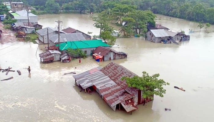 কলাপাড়ায় জলোচ্ছ্বাসের ঝুঁকিতে ছয় হাজার পরিবার