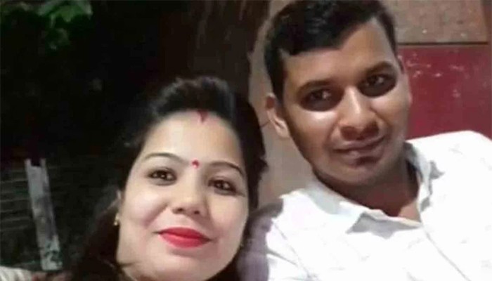 বিমার টাকার লোভে বিছানায় বিষধর সাপ ছেড়ে স্বামীকে হত্যা