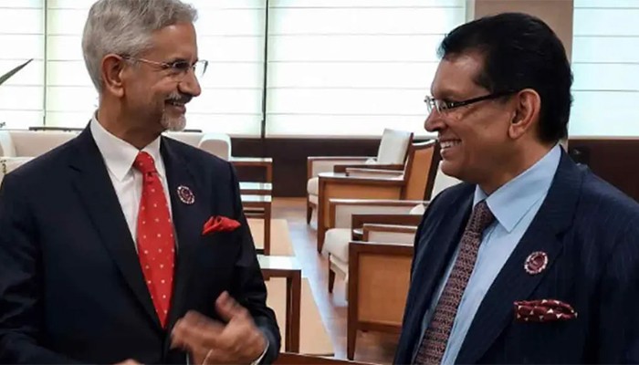 ​ম্যানিলায় জয়শঙ্করের সঙ্গে খলিলুর রহমানের শুভেচ্ছা বি‌নিময়