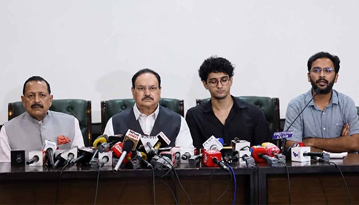 আন্দোলন প্রত্যাহার করলো ককরোচ পার্টি