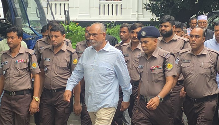 ​শাপলা চত্বরের মামলায় গ্রেপ্তার দেখানো হলো লতিফ সিদ্দিকীকে