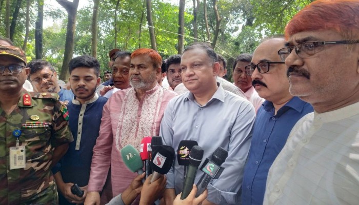 রাষ্ট্রায়ত্ত সব বন্ধ কারখানা চালুর উদ্যোগ নিয়েছে সরকার : প্রতিমন্ত্রী