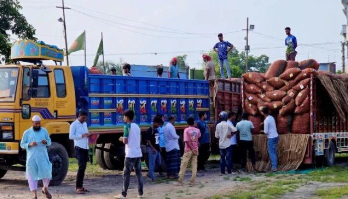 ৪শ’র কাঁচা মরিচ নামলো ৮০ টাকায়