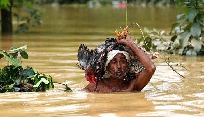 ​দেশে ভারি বৃষ্টির সতর্কবার্তা, ১০ জেলায় বন্যার পূর্বাভাস