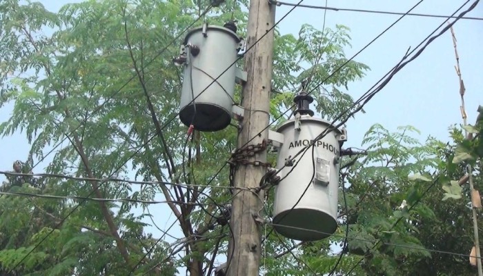 লোডশেডিংয়ের সঙ্গে পাল্লা দিয়ে বাড়ছে ট্রান্সফরমার চুরির ঘটনা