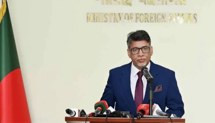 ​প্রধানমন্ত্রীর সফর: দিল্লিকে স্পষ্ট বার্তা, পরবর্তী পদক্ষেপের অপেক্ষায় ঢাকা