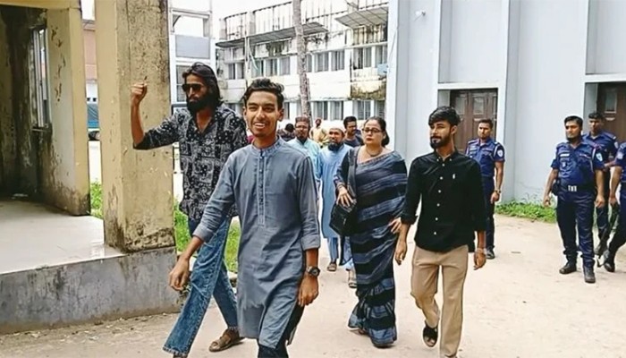 ​আটকের ২১ ঘণ্টা পর মুচলেকায় ছাড়া পেলেন বৈছাআ নেতা মাহদী