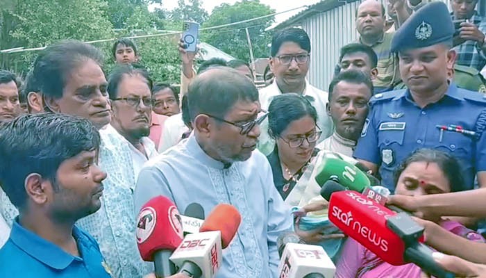 পেটে গজ রেখে সেলাইয়ে প্রসূতির মৃত্যু, হতাশ স্বাস্থ্যমন্ত্রী